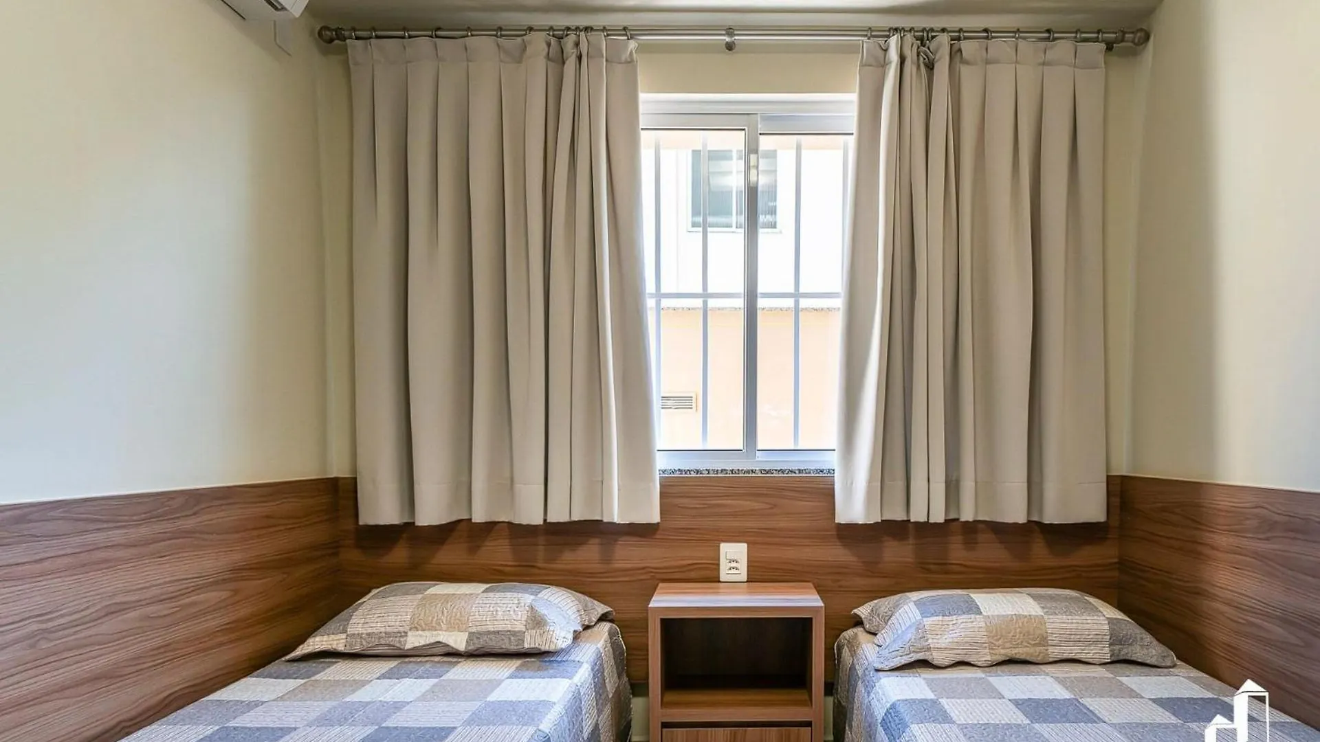 Apartamento Terreo Com 02 Dormitorios Canto Grande
